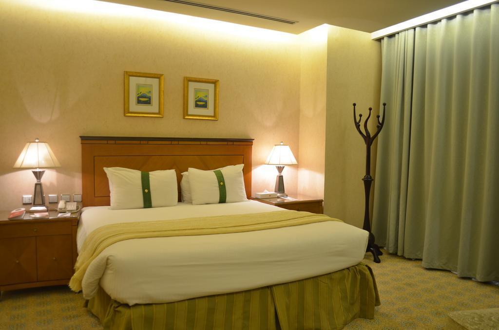 Eastyard Khobar Hotel - Formerly Ramada By Wyndham Khobar Eksteriør billede
